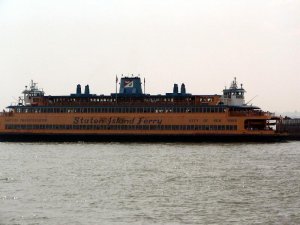 Waterways Boat Cruise NYC (around Manhattan island) 138.JPG